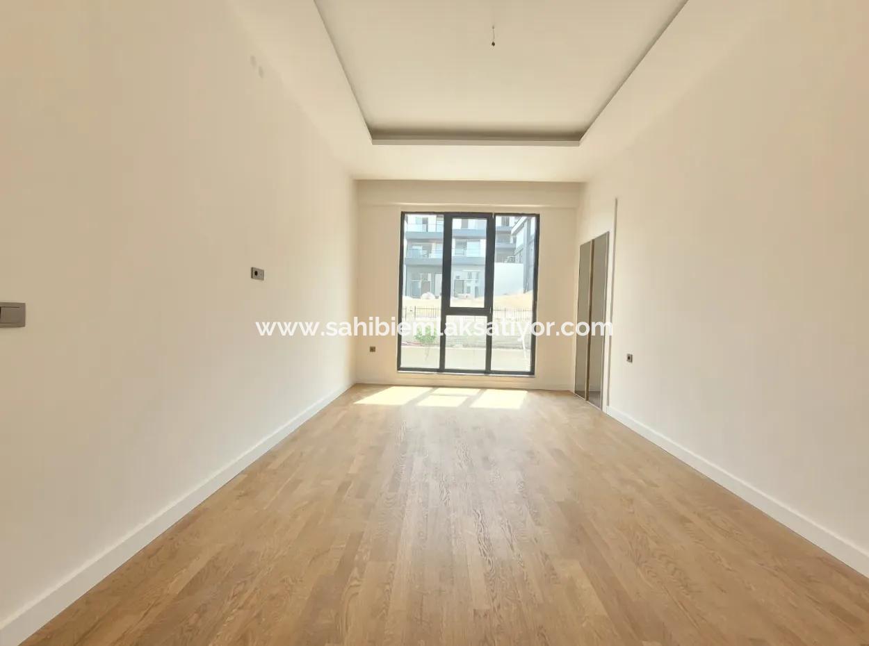 Ankara Çayyolu Alacaatlı Mh. Satılık Viole Sitesi As Royal Prestij Yatay Mimarı  4+1 Daire