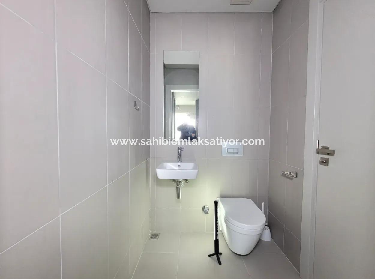 İncek Loft Satılık 1+1 Şehir Manzaralı 20.Kat Daire