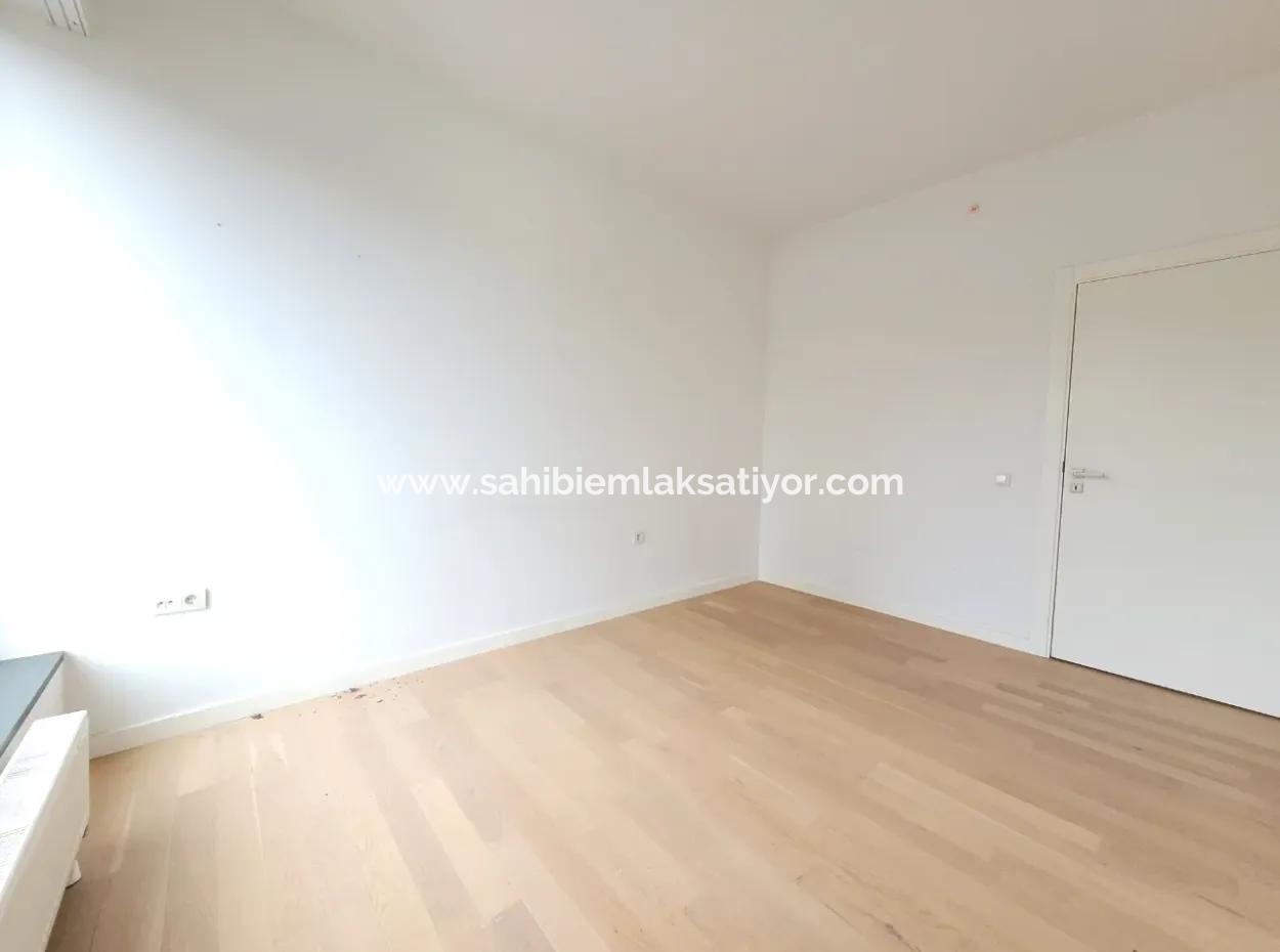 İncek Loft Satılık Teraslı  3+1 Şehir Manzaralı 3.Kat Daire