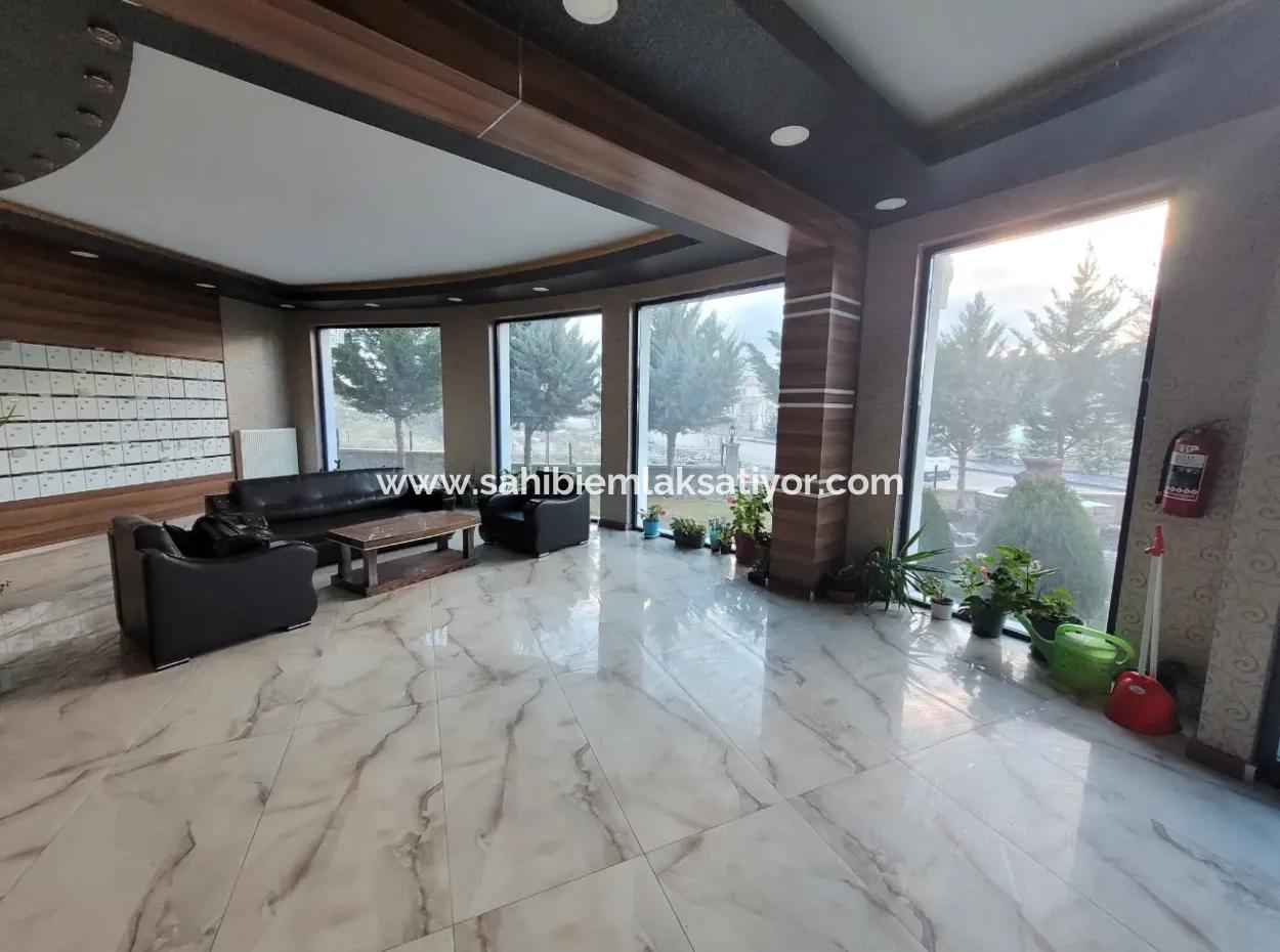 Boş İncek Tek Yapı Venüs Rezidans Eşyalı Kiralı 1+1 Daire Ofis Kızılcaşar Gölbaşı Ankara