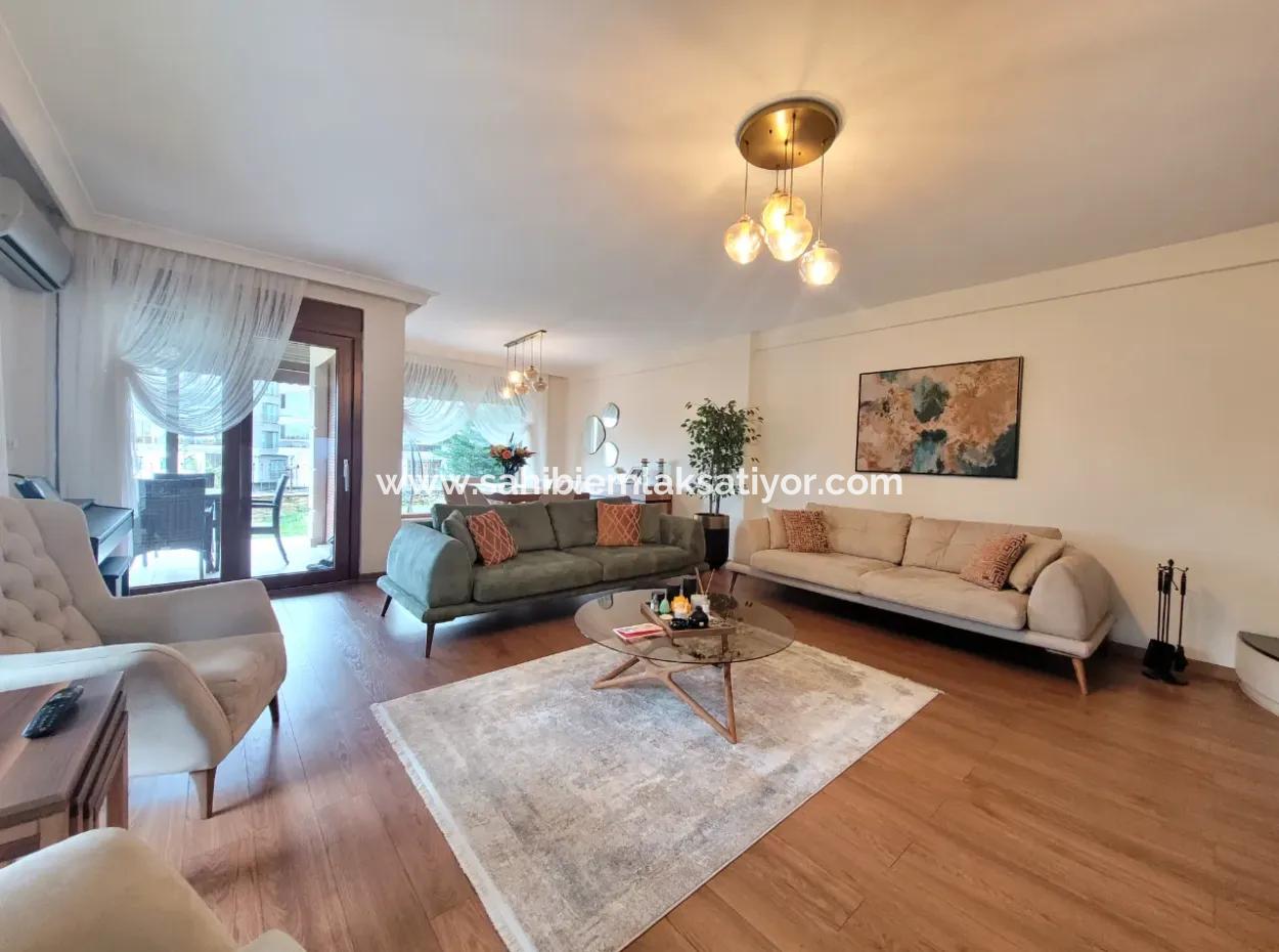 Vatandaşlığa Uygun Bursa Nilüfer Konak Mah. 340 M ² Panoramik Manzaralı Tam Müstakil Dubleks Satılık Villa