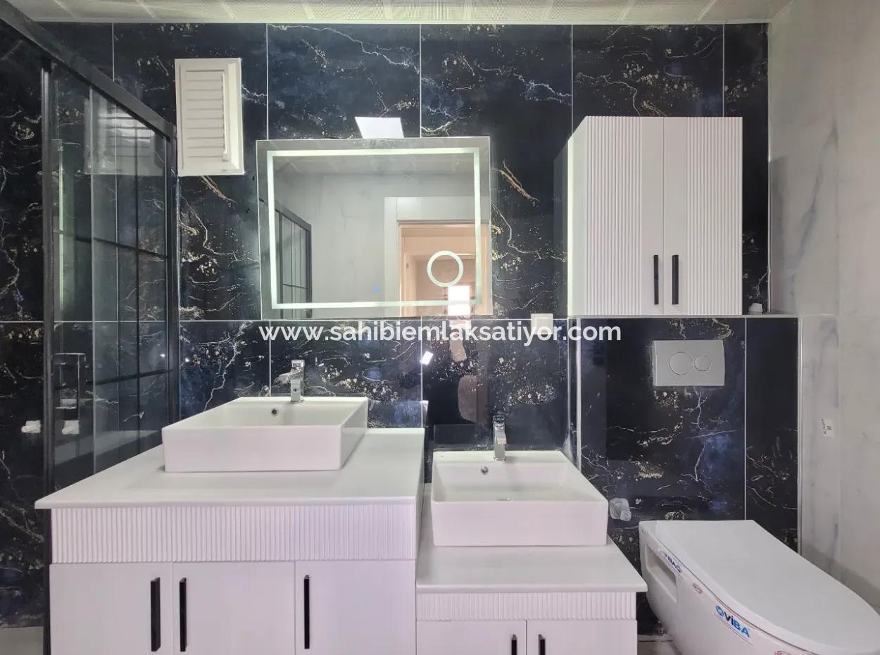 Vatandaşlığa Uygun Ankara Gölbaşı Bahçelievler Mah. 200 M ² Park Manzaralı Arakat Lüks Satılık Daire