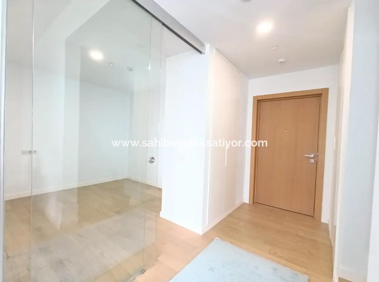 Boş Krediye Uygun Göl Manzaralı İncek Loft Satılık  3+1 Dubleks Peyzaj Manzaralı 2.Kat Daire