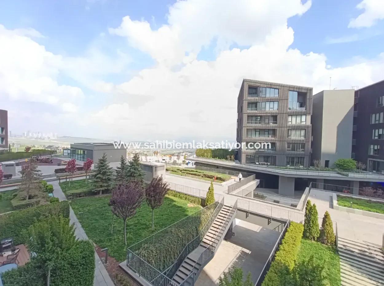 Boş Krediye Uygun Göl Manzaralı İncek Loft Satılık  3+1 Dubleks Peyzaj Manzaralı 2.Kat Daire