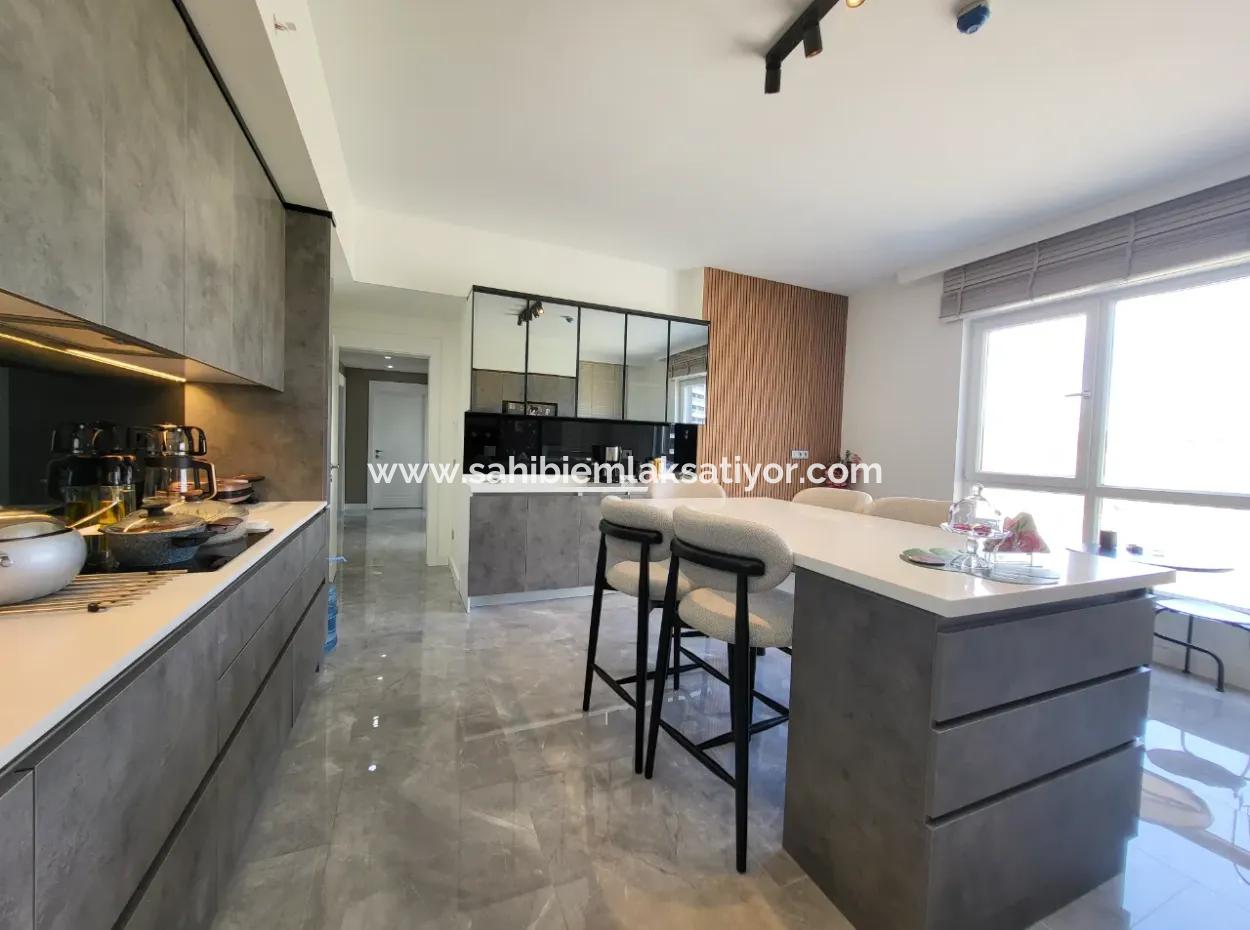Taşpınar Mah. Faras Panora Lüks Yapılı Satılık 4,5+1 7.Kat Daire Gölbaşı Ankara