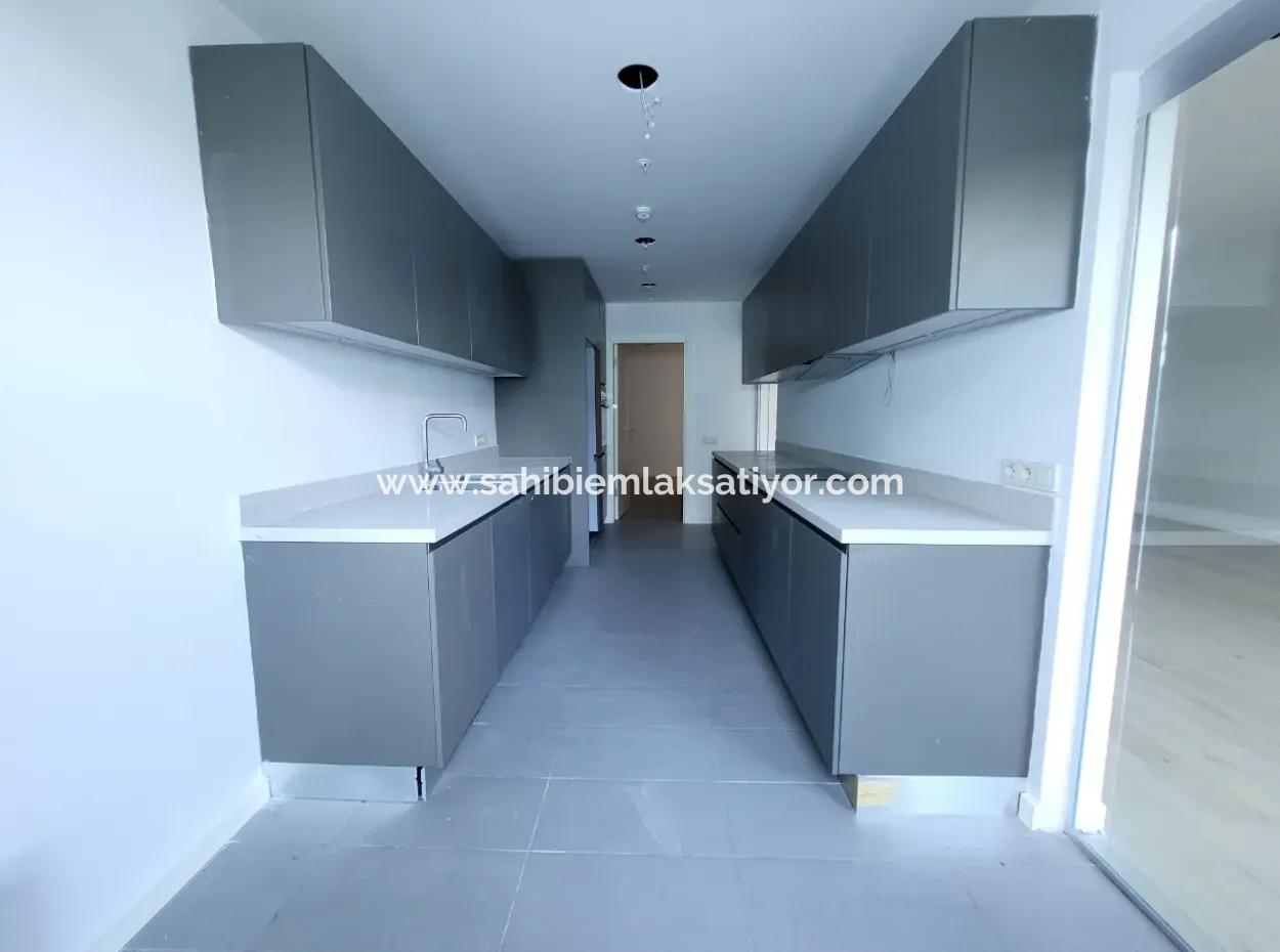 Krediye Uygun Boş İncek Loft Satılık 2,5+1 Peyzaj Manzaralı Bahçe Katı Daire 2 Bahçeli