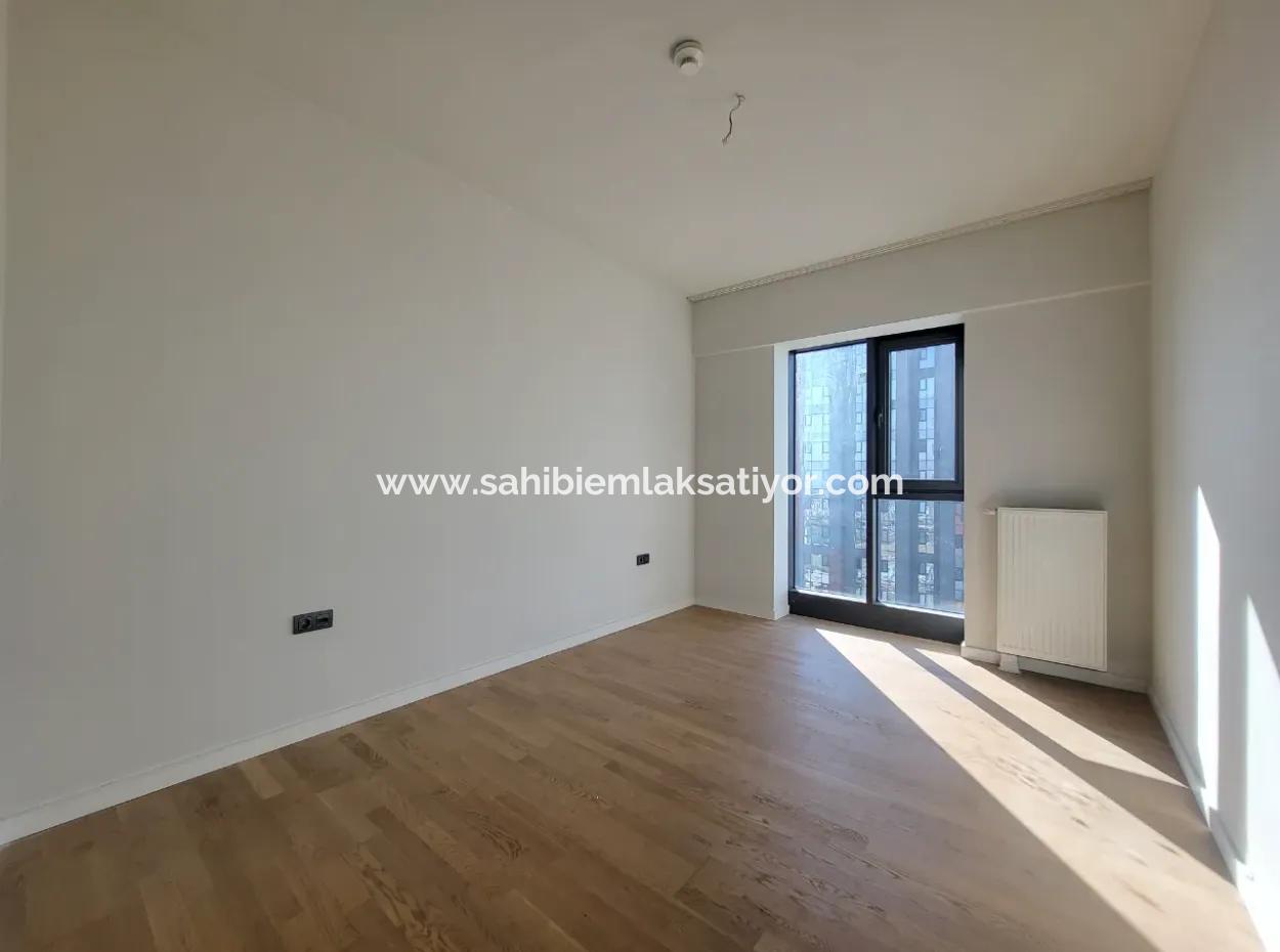 Kiralık Beytepe İncek Bulvar Loft Satılık 1+1 45 M² 18.Kat Daire