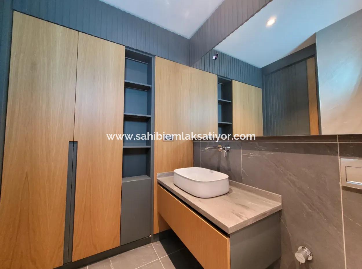 İncek 800 M²  Arsa Da Lüks Dubleks Villa 4+2  İncek Mahallesi Gölbaşı Ankara Türkiye
