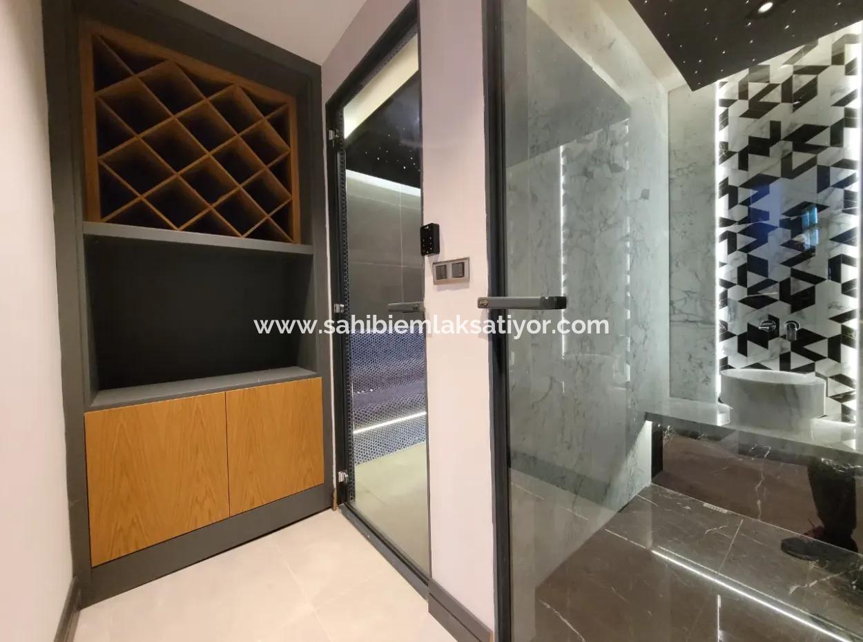İncek 800 M²  Arsa Da Lüks Dubleks Villa 4+2  İncek Mahallesi Gölbaşı Ankara Türkiye