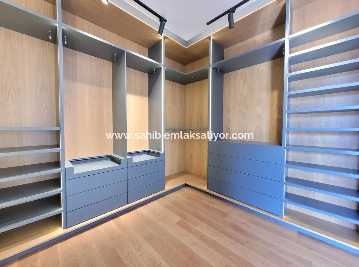 İncek 730 M² Arsa Da Lüks Dubleks Satılık Villa 4+2  İncek Mahallesi Gölbaşı Ankara Türkiye