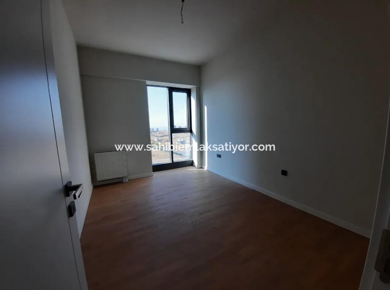 Kiracısız Beytepe İncek Bulvar Loft Satılık 4+1 22.Kat Park Manzaralı Daire