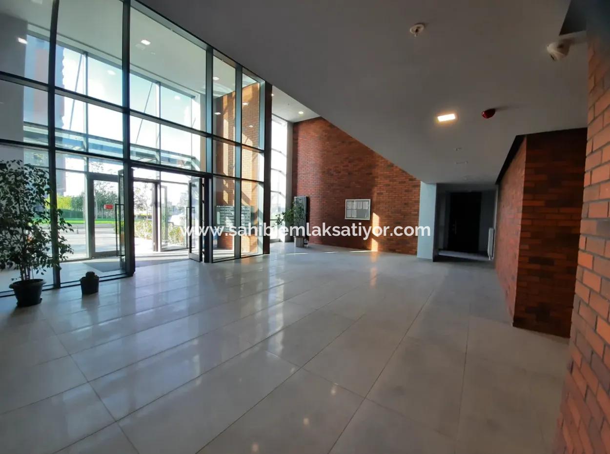 Kiracısız Beytepe İncek Bulvar Loft Satılık 4+1 22.Kat Park Manzaralı Daire