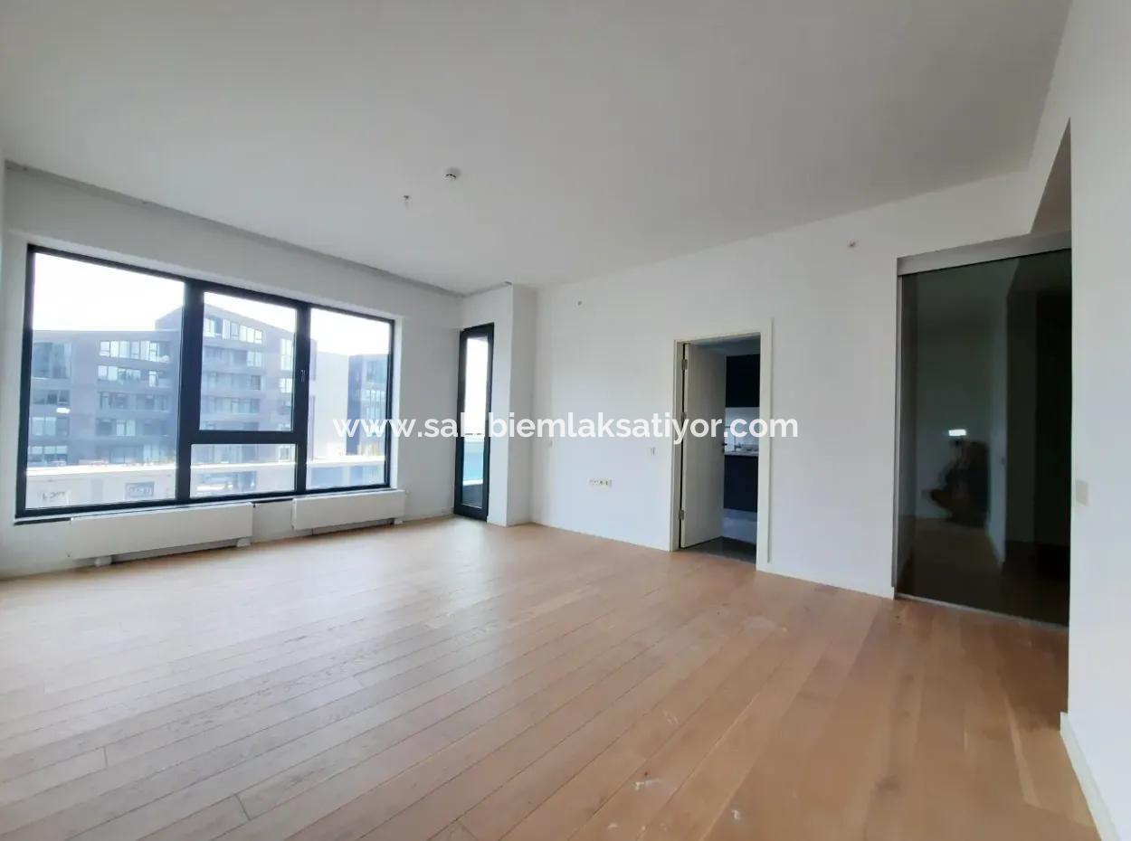 Göl Manzaralı Krediye Uygun İncek Loft Satılık  3+1 Dubleks Peyzaj Manzaralı 2.Kat Daire