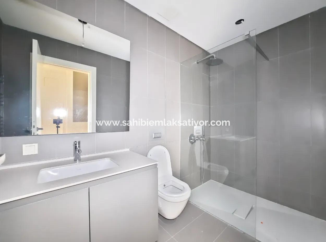 Göl Manzaralı Krediye Uygun İncek Loft Satılık  3+1 Dubleks Peyzaj Manzaralı 2.Kat Daire