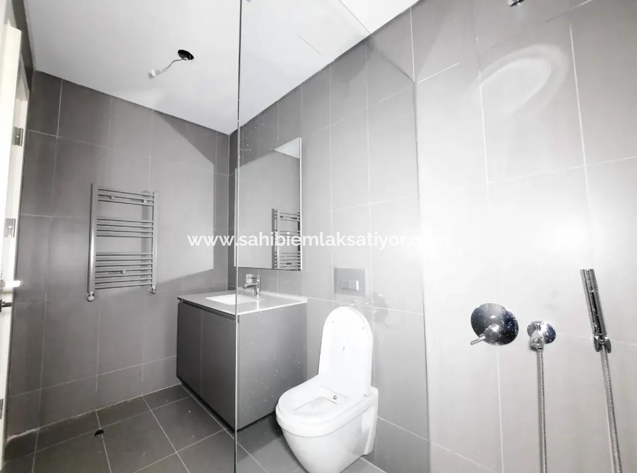 Göl Manzaralı Krediye Uygun İncek Loft Satılık  3+1 Dubleks Peyzaj Manzaralı 2.Kat Daire