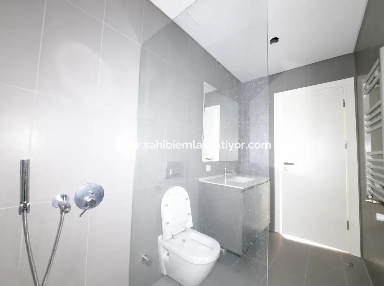Göl Manzaralı Krediye Uygun İncek Loft Satılık  3+1 Dubleks Peyzaj Manzaralı 2.Kat Daire