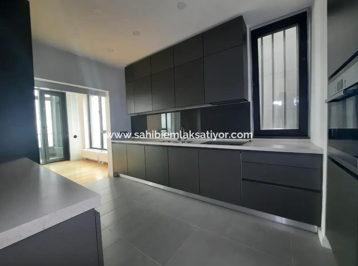 İncek Loft Satılık  5,5+1 Dubleks  Göl Manzaralı Kiracısız Daire