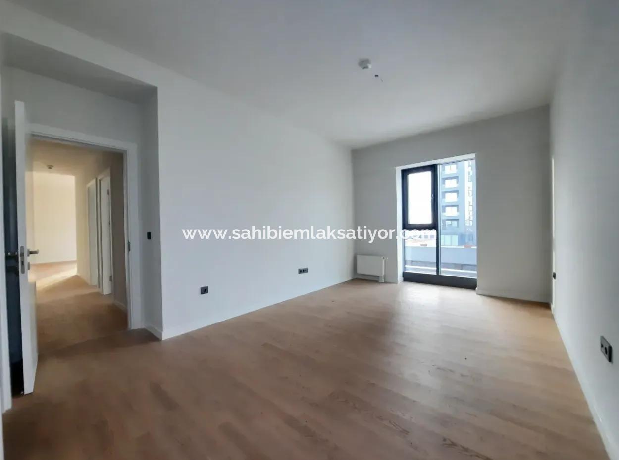 Beytepe İncek Bulvar Loft Satılık 3+1 110 M² 5.Kat Bulvar Manzaralı Daire