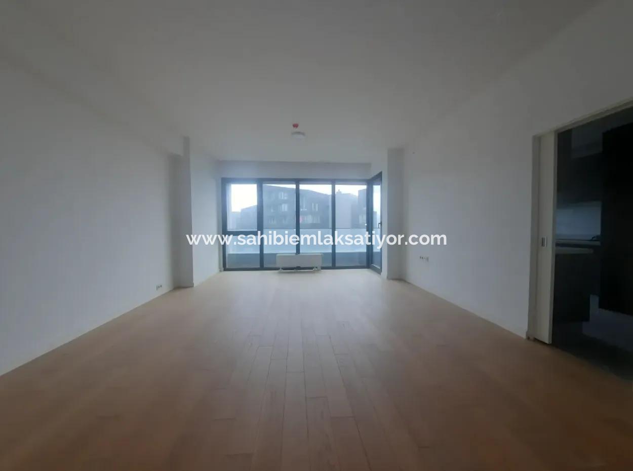 Krediye Uygun İncek Loft Satılık 2,5+1 Peyzaj Manzaralı 1.Kat Daire