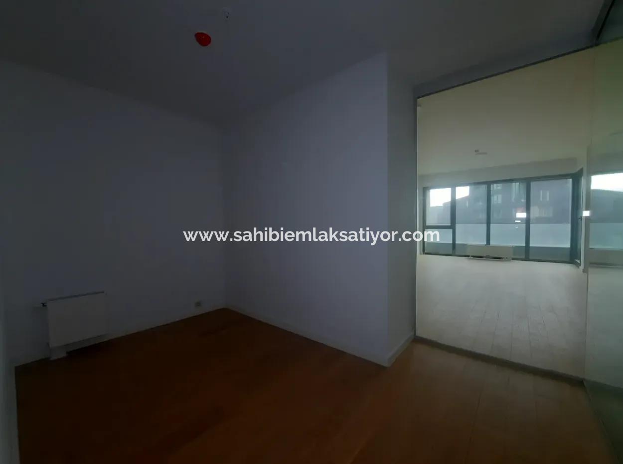 Krediye Uygun İncek Loft Satılık 2,5+1 Peyzaj Manzaralı 1.Kat Daire