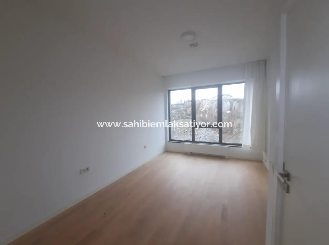 İncek Loft Satılık 2,5+1 Peyzaj Manzaralı 1.Kat Daire