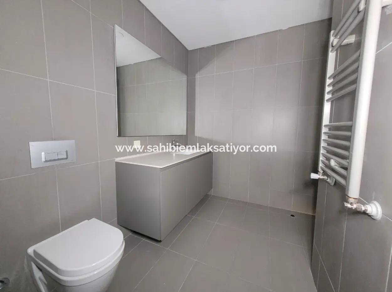 İncek Loft Satılık 2,5+1 Peyzaj Manzaralı 3.Kat Daire