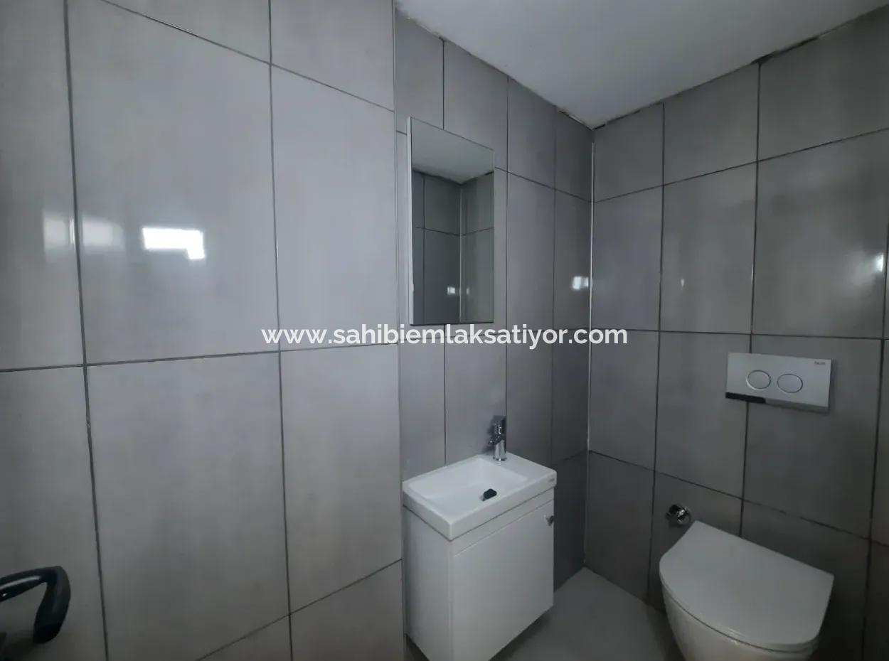Çanakkale Çarşı İçinde Kiralık 40 M²  Bacalı Dükkan