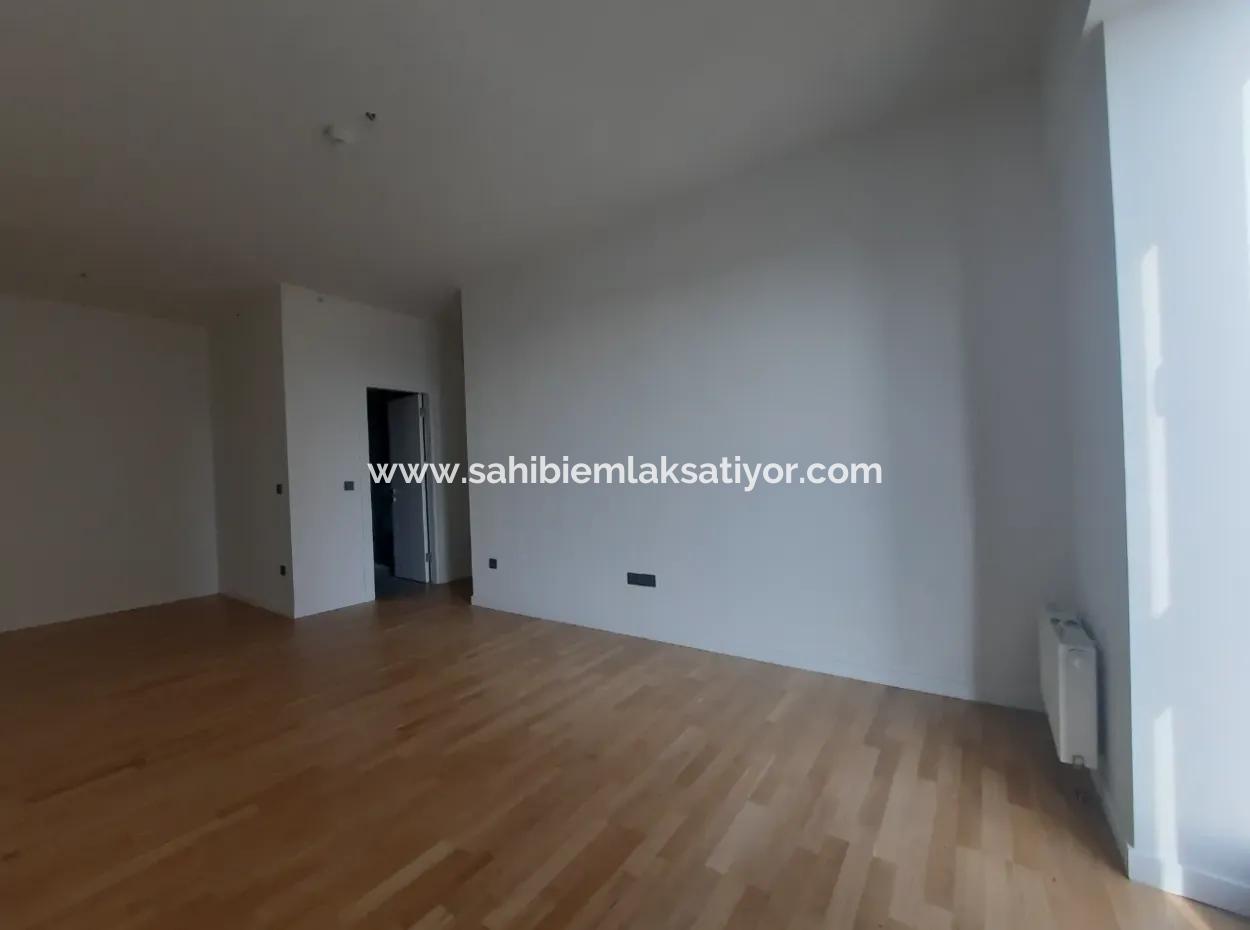 Beytepe İncek Bulvar Loft Satılık 3+1 130 M² 23.Kat Bulvar Manzaralı Daire