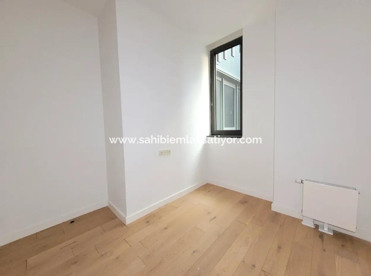 İncek Loft Satılık  5.5+1 Dubleks  Peyzaj Manzaralı 6.Kat Kiracısız Daire