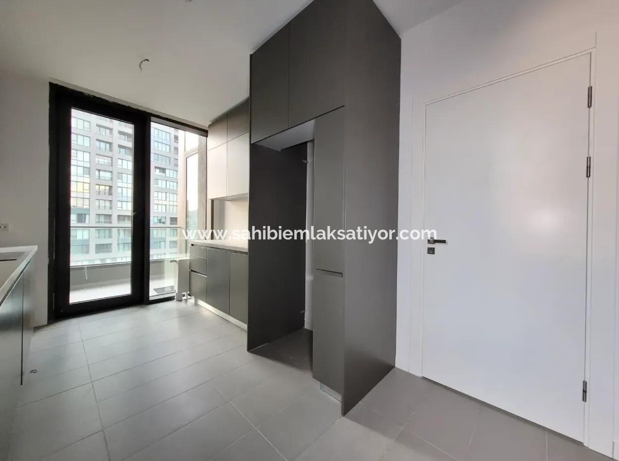 İncek Loft Satılık  5.5+1 Dubleks  Peyzaj Manzaralı 6.Kat Kiracısız Daire