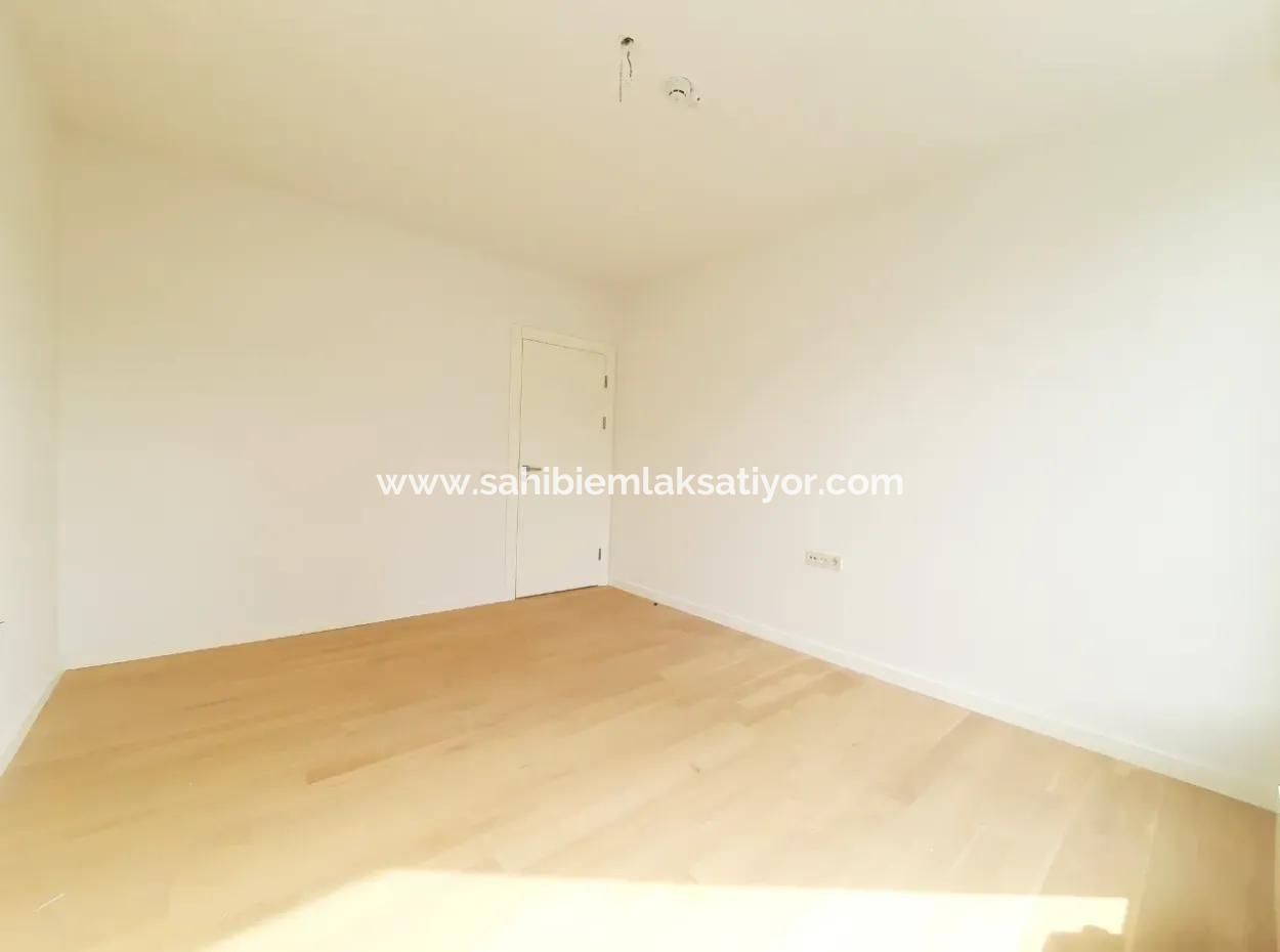 İncek Loft Satılık 5+1 Peyzaj Manzaralı 2.Kat Daire
