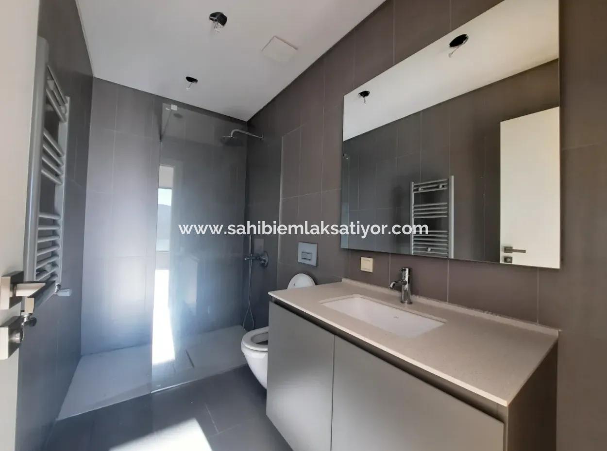 Boş Krediye Uygun İncek Loft Satılık  3+1 Dubleks Peyzaj Manzaralı 1.Kat Daire