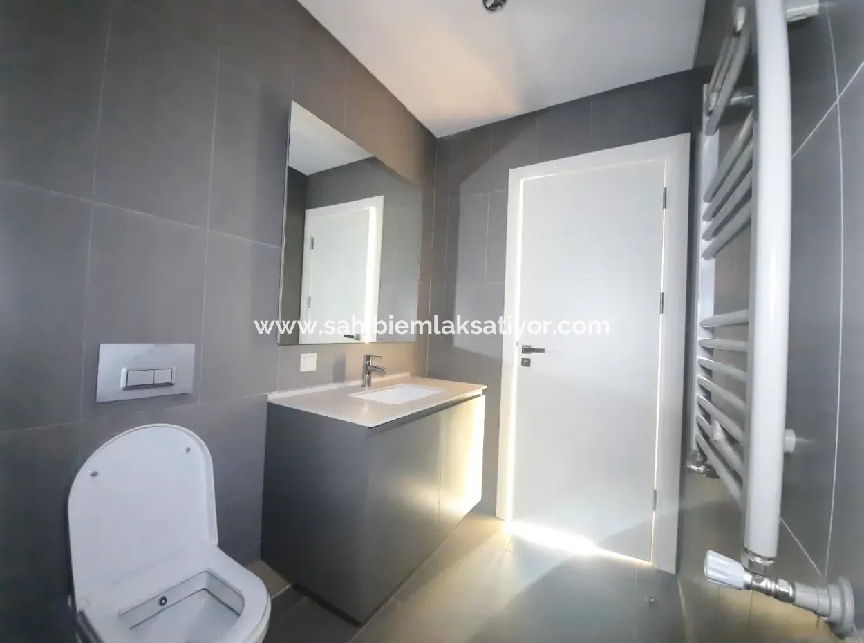 Boş Krediye Uygun İncek Loft Satılık  3+1 Dubleks Peyzaj Manzaralı 1.Kat Daire