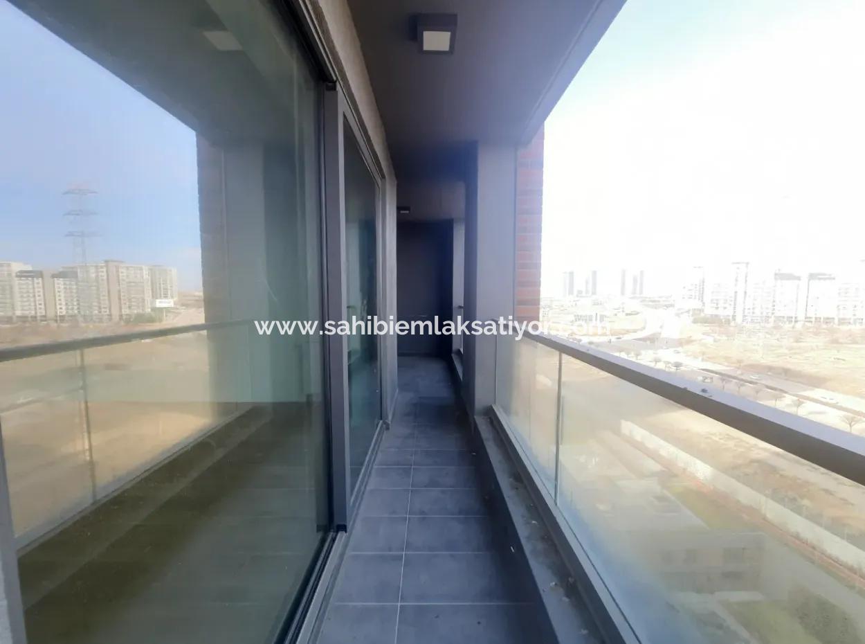 Beytepe İncek Bulvar Loft Satılık 3+1 130 M² 9.Kat Park  Manzaralı Daire