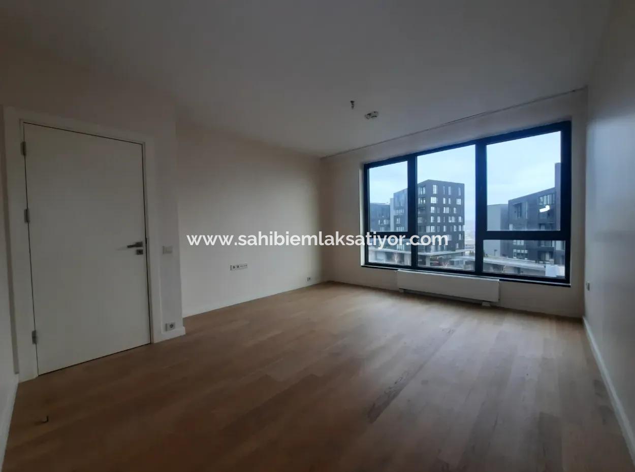 İncek Loft Satılık  3+1 Dubleks Peyzaj Manzaralı 2.Kat Daire