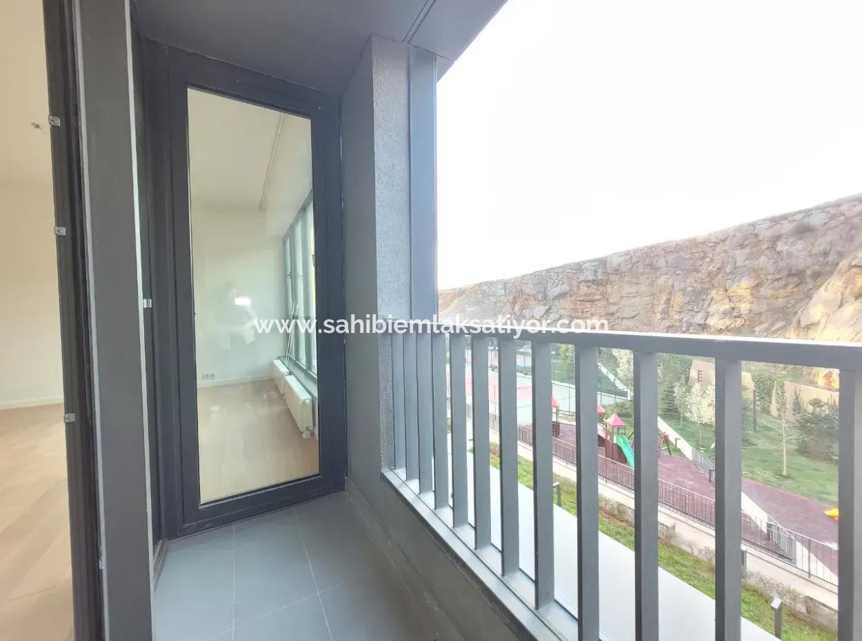 Kiracısız İncek Loft Satılık  2+1 Dubleks Şehir Manzaralı 2.Kat Daire