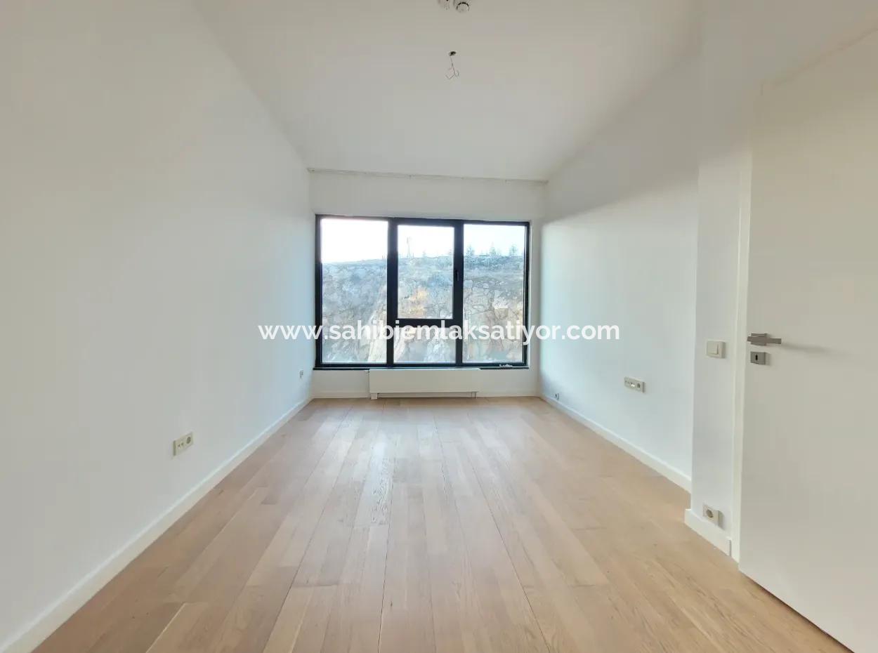 Kiracısız İncek Loft Satılık  2+1 Dubleks Şehir Manzaralı 2.Kat Daire