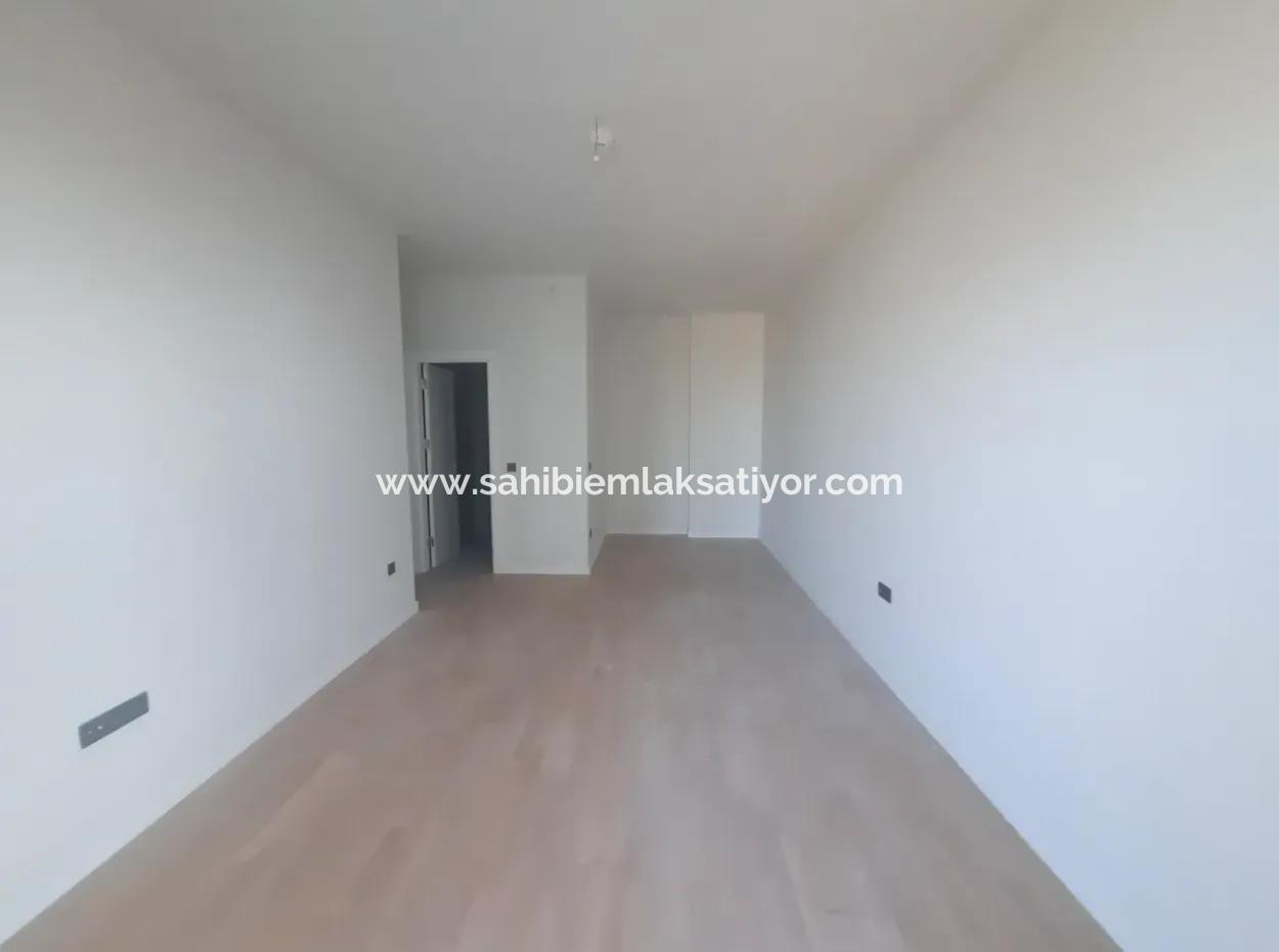 Beytepe İncek Bulvar Loft Satılık 5+1 10.Kat Kiracısız Daire