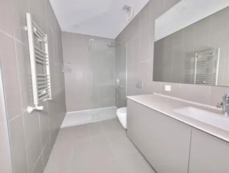Boş Krediye Uygun İncek Loft Satılık 2,5+1 Peyzaj Manzaralı Kiracısız 2.Kat Daire