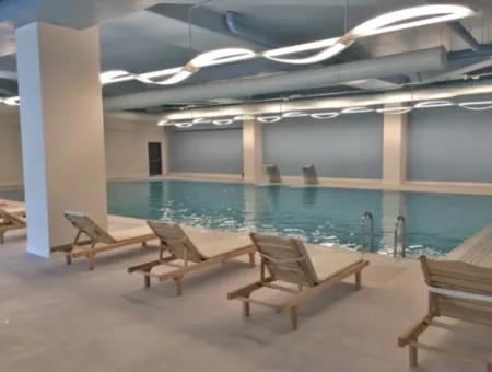 Boş Krediye Uygun İncek Loft Satılık 2,5+1 Peyzaj Manzaralı Kiracısız 2.Kat Daire