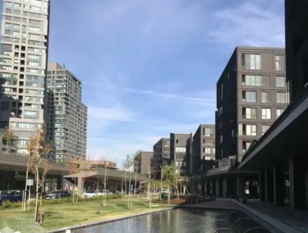 İncek Loft  Kiralık 2+1 85 M² 6.Kat Mogan Cephe Daire