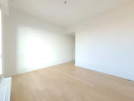 Boş İncek Loft Satılk 3+1 Şehir Manzaralı 10.Kat Daire
