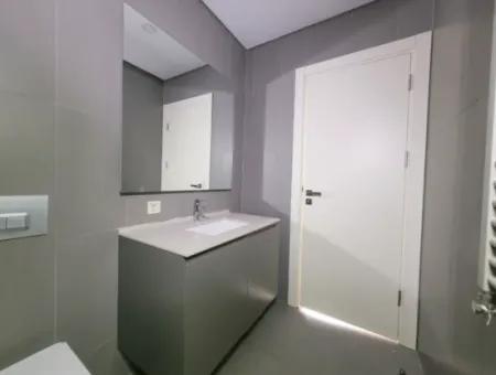 Boş Krediye Uygun İncek Loft Satılık 3+1 Bahçe Dubleksi Şehir Manzaralı Daire