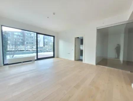 Boş Krediye Uygun İncek Loft Satılık 3+1 Bahçe Dubleksi Şehir Manzaralı Daire