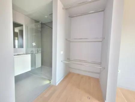 Boş İncek Loft Kiralık  1+1 Göl Manzaralı 3.Kat Daire