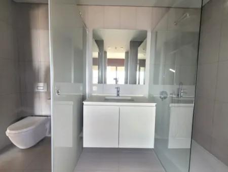 Boş İncek Loft Kiralık  1+1 Göl Manzaralı 3.Kat Daire