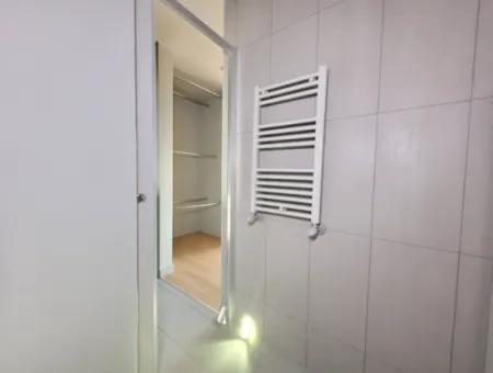 Boş İncek Loft Kiralık  1+1 Göl Manzaralı 3.Kat Daire