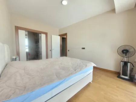 Boş Lüks Eşyalı  İncek Prestij Kiralık  1+1 62 M² 18.Kat Daire