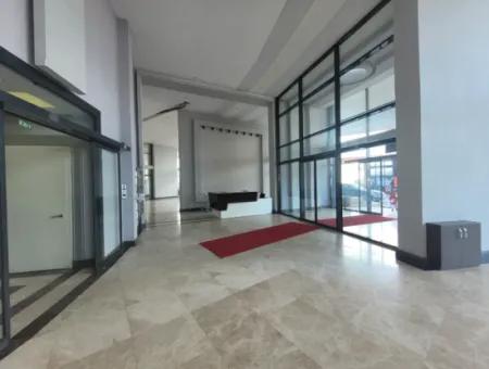 Boş Lüks Eşyalı  İncek Prestij Kiralık  1+1 62 M² 18.Kat Daire