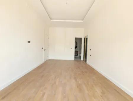 Ankara Çayyolu Alacaatlı Mh. Satılık Viole Sitesi As Royal Prestij Yatay Mimarı Bahçe Katı  4+1 Daire